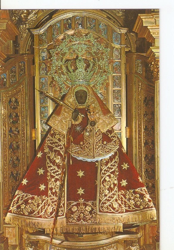 Postal 032477 : Guadalupe. Escultura de la Virgen (Siglo XII) en el trono (Siglo XX)