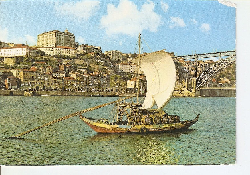 Postal 032523 : Porto - Portugal. River Douro. View of Porto Rabelo boat