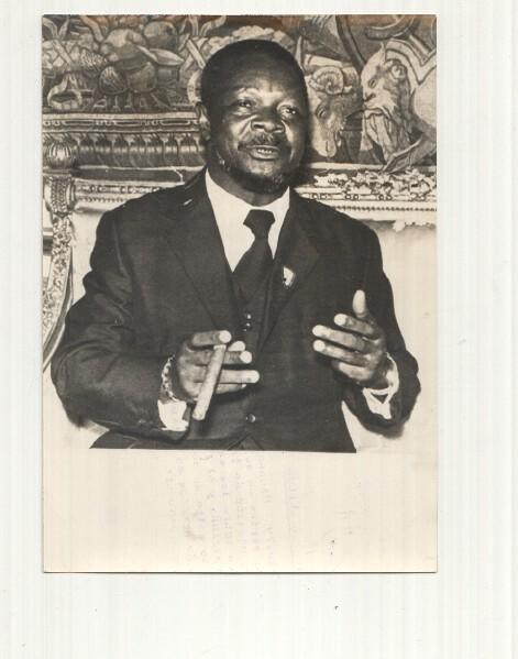 Foto prensa numero 026: Bokassa I emperador centroafricano