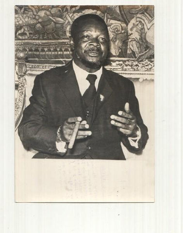 Foto prensa numero 026: Bokassa I emperador centroafricano