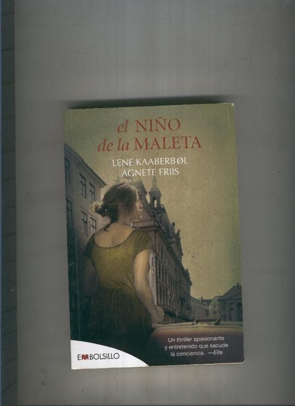 El niño de la maleta