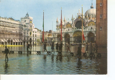 Postal 032854 : Venezia. Exceptional high tide on S. Mark Square
