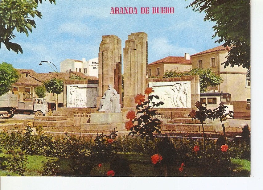 Postal 032857 : Aranda de Duero. Monumento a D. Diego Arias de Miranda