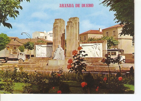 Postal 032857 : Aranda de Duero. Monumento a D. Diego Arias de Miranda