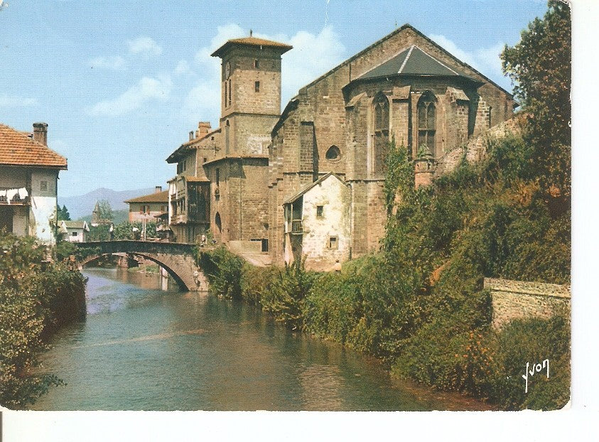 Postal 032902 : Saint Jean Pied de Port. La Nive le Pont dEspagne et lEglise