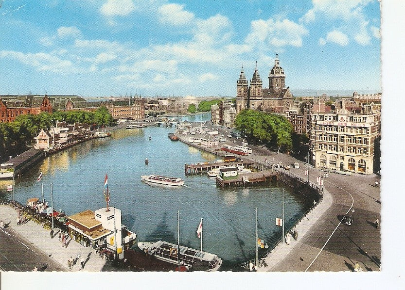 Postal 032932 : Amsterdam. Prins Hendrikkade en Sint Nicolaaskerk
