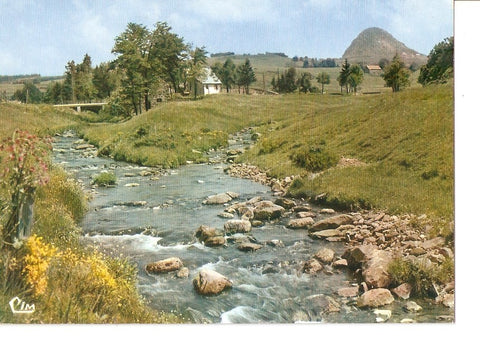 Postal 032985 : Source de la Loire. LArdeche touristique