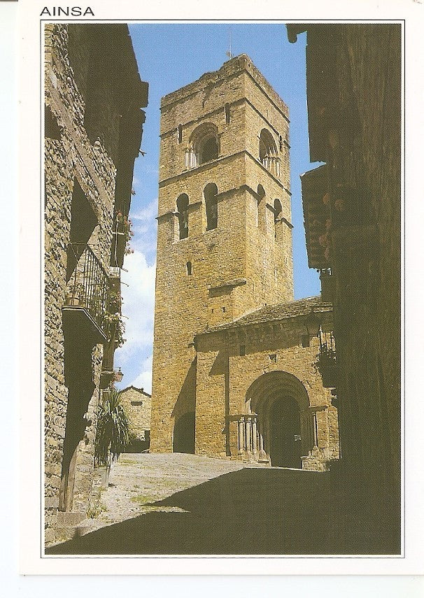 Postal 033028 : Ainsa (Huesca). Iglesia Parroquial romanico S.XII