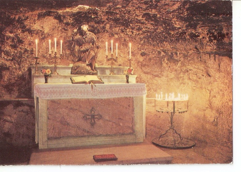 Postal 033123 : Mount Carmel - grotto of Saint Elias. Inside the basilica