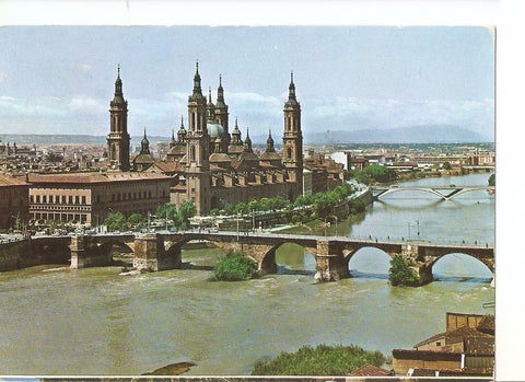 Postal 033235 : Zaragoza. El Pilar y rio Ebro y puente de Piedra y Santiago