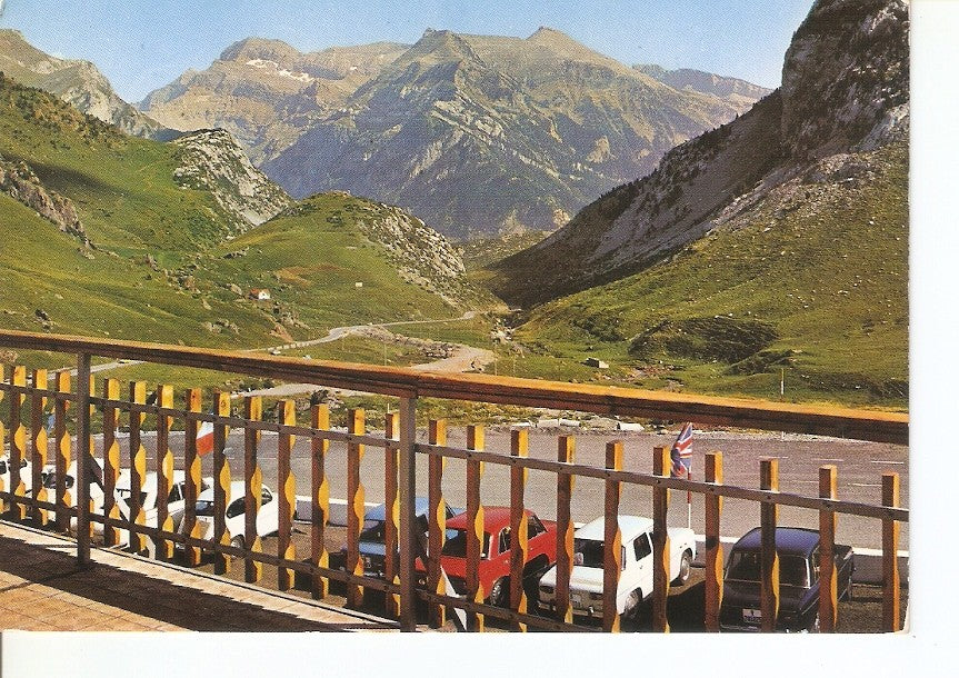 Postal 033237 : Candanchu - Pirineo Aragones. Puerto del Somport al fondo canal de Izas y macizo Collarada