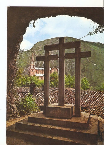 Postal 033250 : Covadonga. Crucero y Catedral