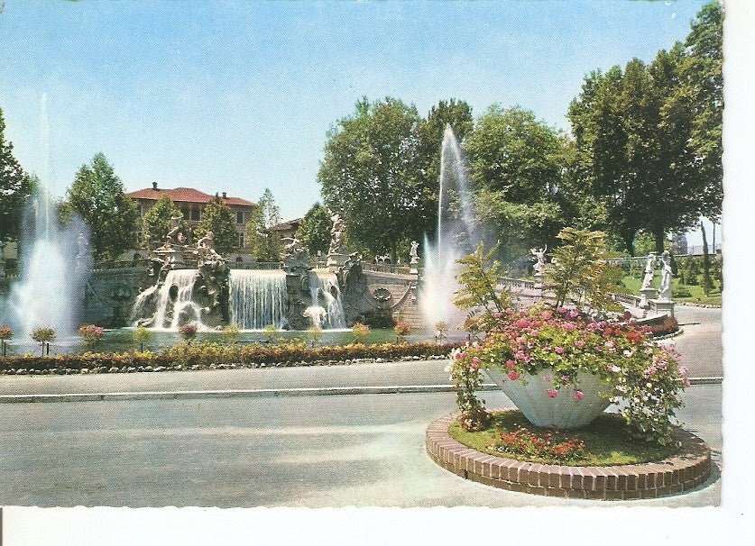 Postal 033464 : Torino. Parco del Valentino e Fontana Monumentale