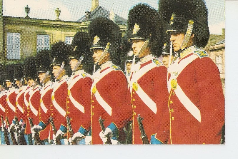 Postal 033502 : Copenhagen. The Royal Guard at Amalienborg