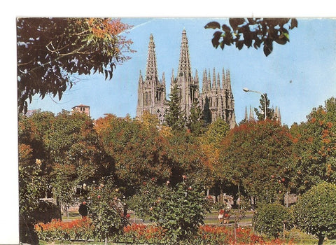 Postal 033725 : Burgos. Jardines del Instituto al fondo de la catedral