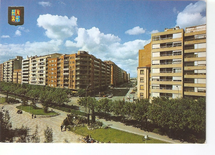 Postal 033747 : Palencia. Avdas. De Valladolid y Cardenal Cisneros