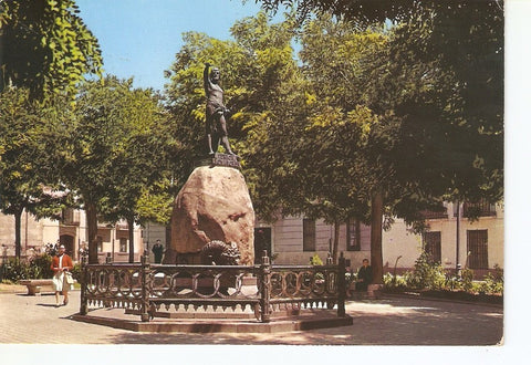 Postal 033769 : Zamora. Plaza de Canovas. Monumento a Viriato