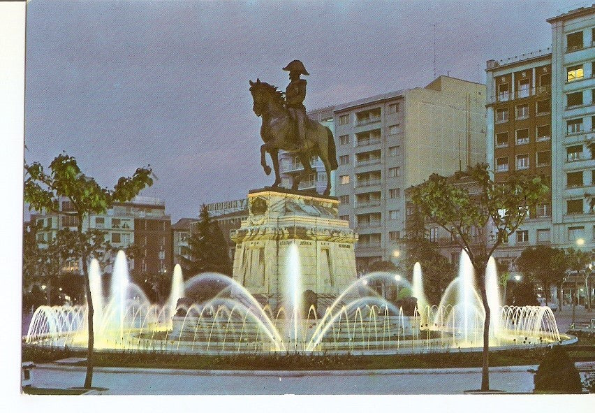 Postal 033773 : Logroño. Plaza del Espolon u Monumento al General Espartero