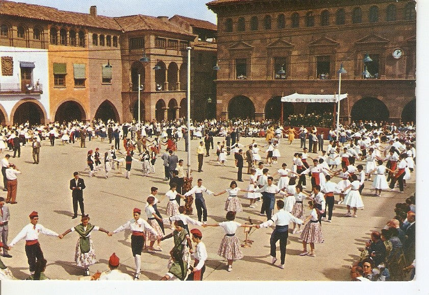 Postal 033809 : Danzas y bailes regionales de España. Sardanas en el pueblo Español (Barcelona)