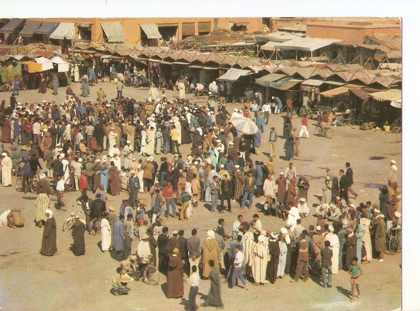 Postal 033849 : Marrakech. Place Djemaâ el Fna
