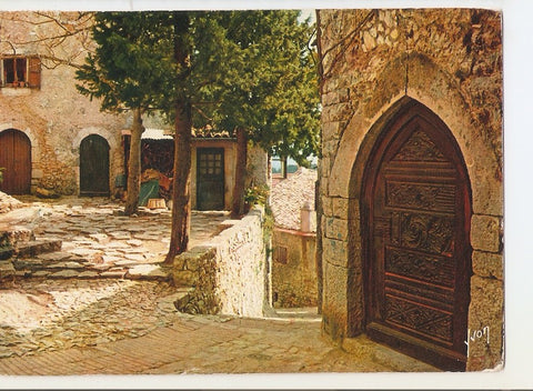 Postal 033989 : La Cote dAzur miracle de la nature. Eze (Alpes-Maritimes) - Place du Planel