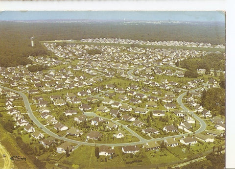 Postal 033997 : Lesigny - Vue aerienne