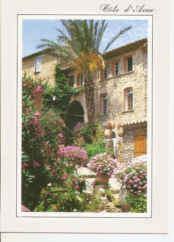 Postal 034014 : Un village Provençal en fleurs
