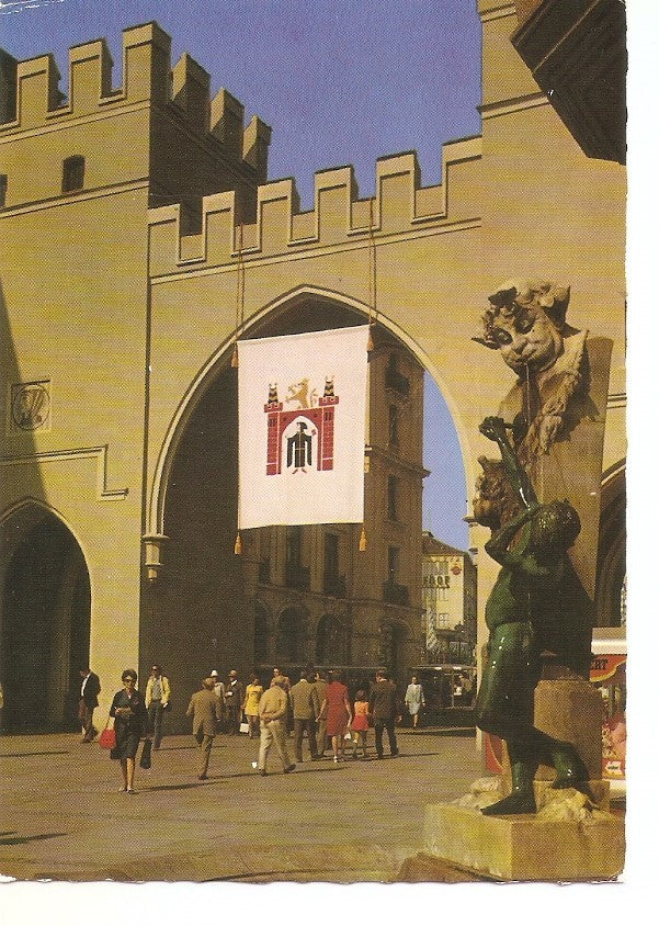 Postal 034110 : Munchen Karistor mit Brunnen-Buberi
