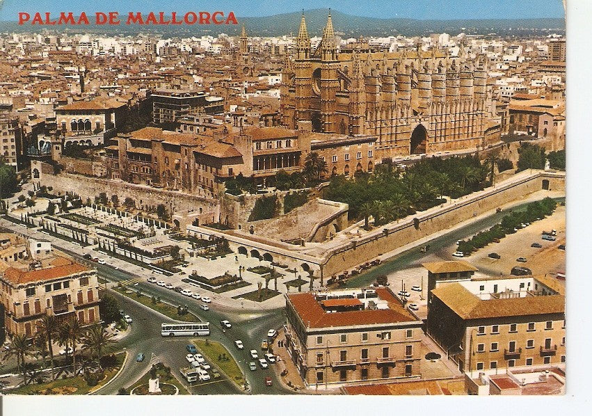 Postal 034199 : Palma de Mallorca. Catedral Palacio Almudaina Jardines del Huerto del Rey