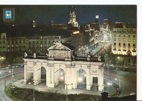 Postal 034218 : Madrid. Puerta y calle de Alcala. Vista nocturna