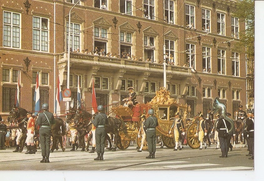 Postal 034453 : Den Haag / Holland. The Gilded Coach on the day of the opening of Parliament