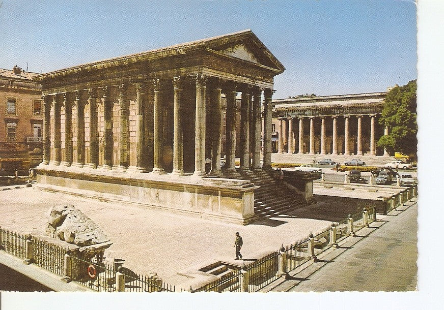 Postal 034516 : Nimes (Gard). Francia. La Maison Carree