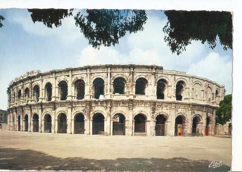 Postal 034517 : En Pays Romain. Nimes (Gard). Les arenes amphitheâtre romain