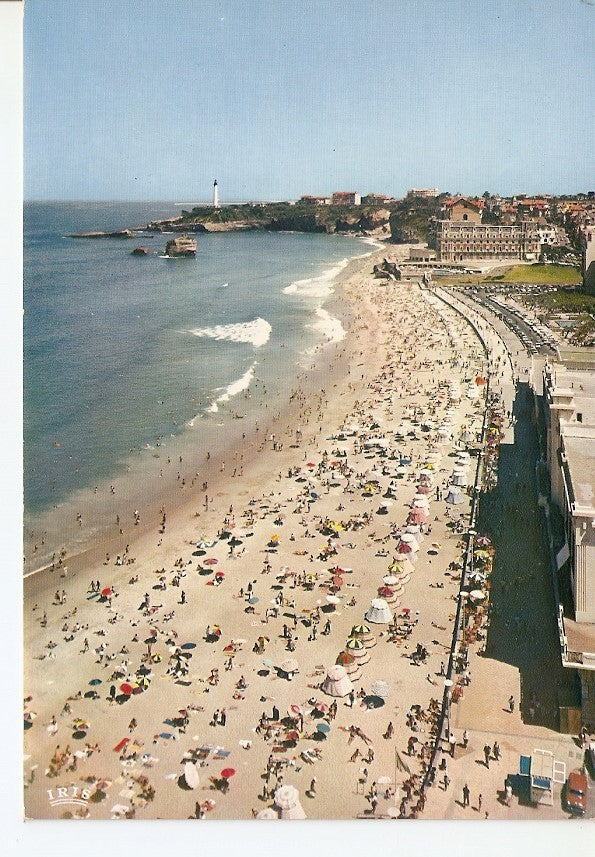 Postal 034585 : Biarritz (B.-Pyr.) la grande plage