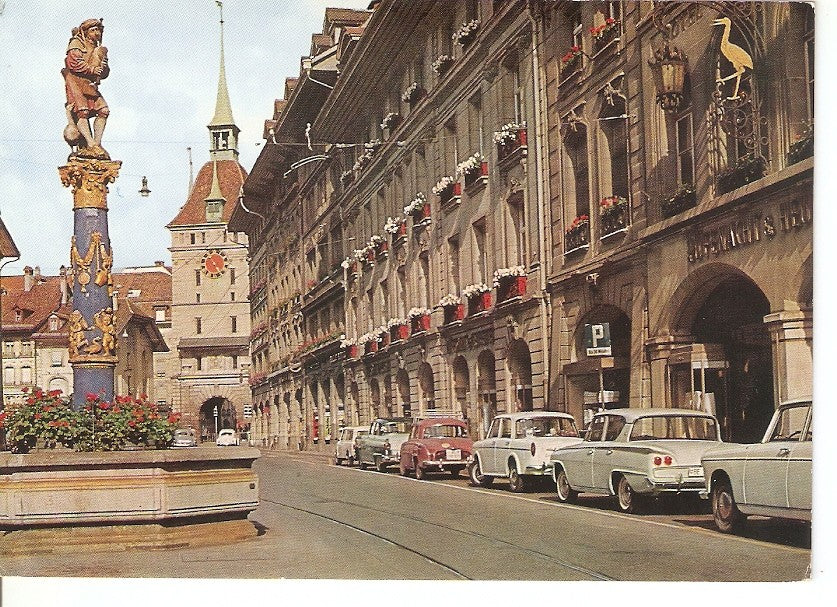 Postal 034660 : Bern. Spitalgasse mit Dudelsackpfeiferbrunnen und Kafigturm