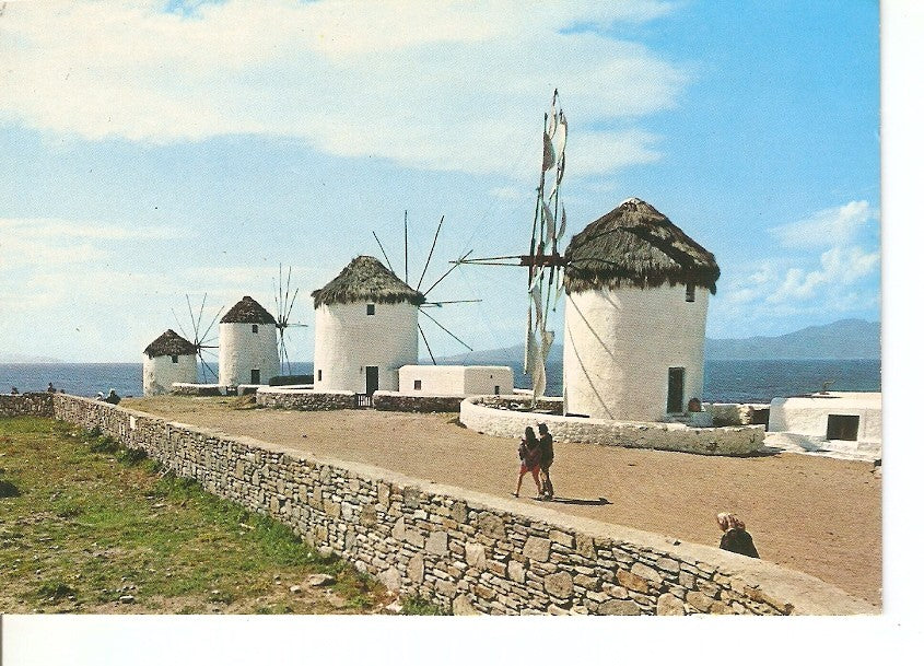 Postal 034790 : Myconos - The picturisque windmills
