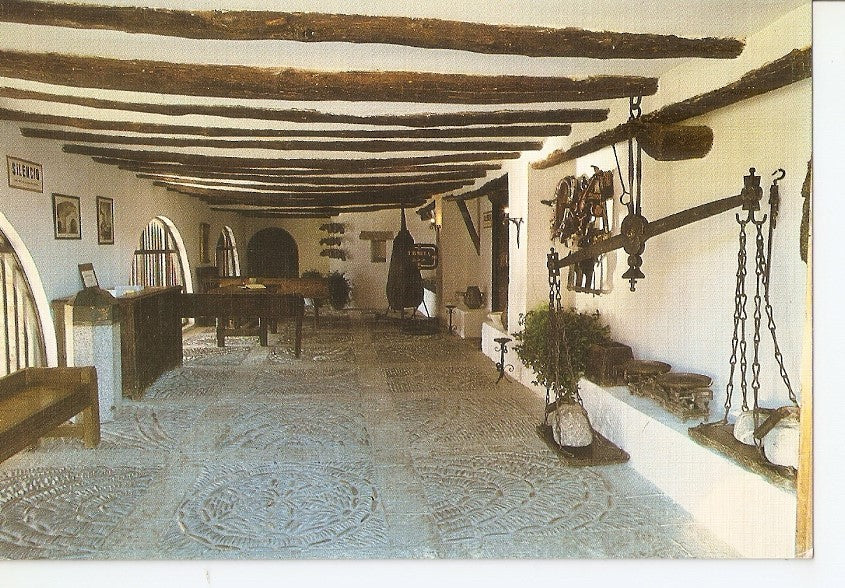Postal 034895 : Santuario de Torreciudad (España). Ermita. Zaguan