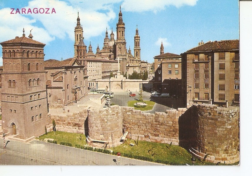 Postal 034898 : Zaragoza. Murallas romanas y Torreon de la Zuda