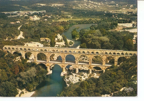 Postal 034994 : Le Pont du Gard (Gard). Vue aerienne sur lAqueduc Romain