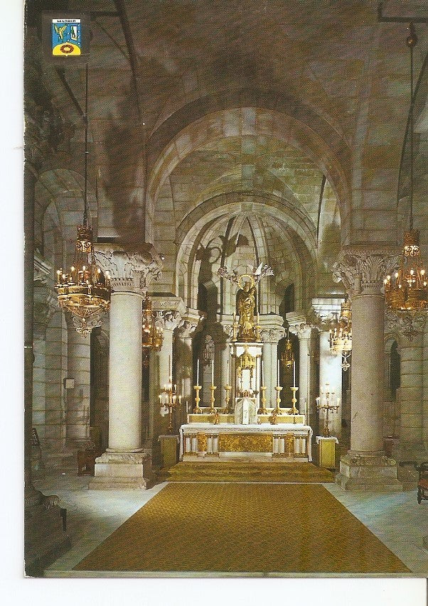 Postal 035126 : Madrid. Altar Mayor de Nuestra Señora de la Almudena