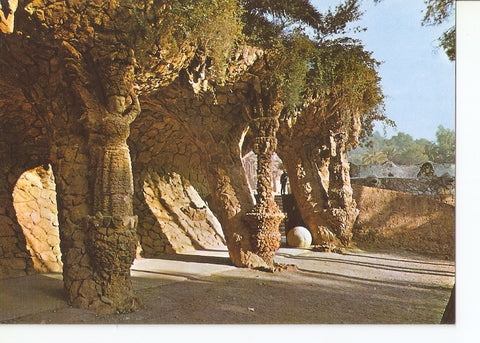 Postal 035212 : Barcelona. Parque Guell (Arq. Gaudi) La Lavandera