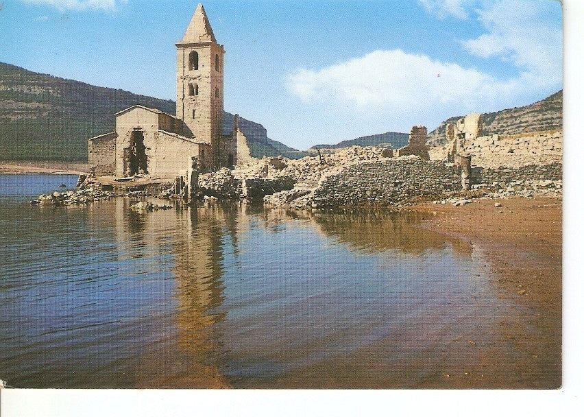 Postal 035546 : Pantano de Sau (Barcelona). Iglesia en las aguas