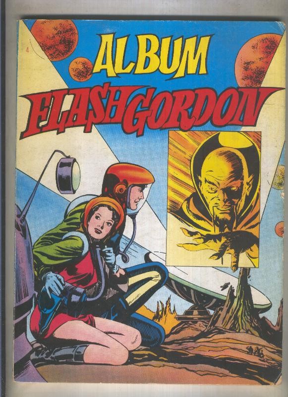 Album Flash Gordon tomo 4: contiene los numeros 7,8 (numerado 2 en interior cubierta)