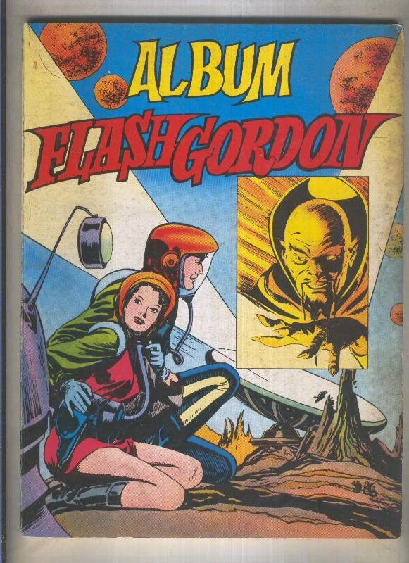 Album Flash Gordon tomo 4: contiene los numeros 7,8 (numerado 3 en interior cubierta)