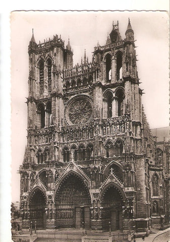 Postal 035778 : Amiens Somme - La cathedrale