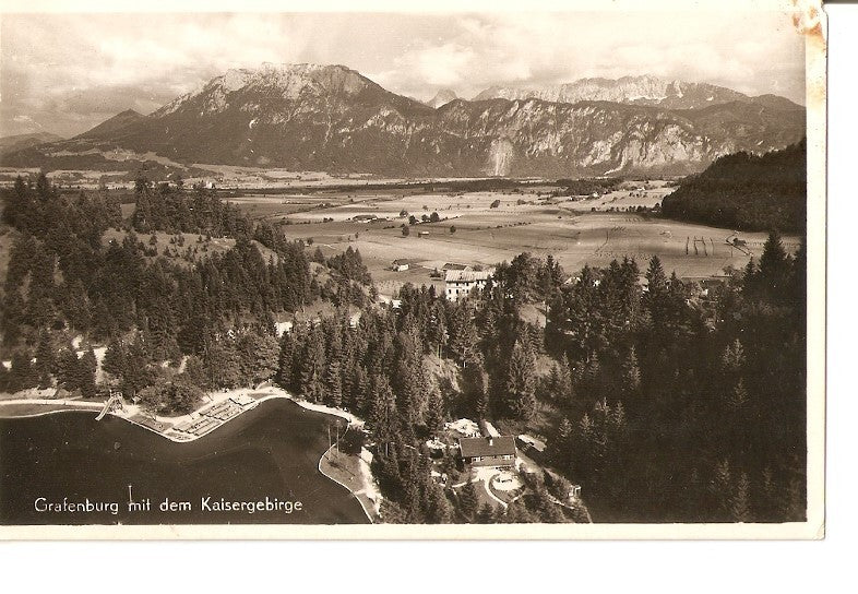 Postal 036044 : Grafenburg mit dem Kaisergebirge