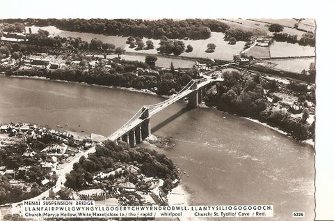 Postal 036154 : Menai Suspension Bridge. Entre la isla de Anglesey y Gales
