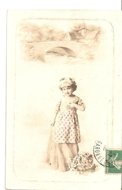 Postal 036166 : Niña con flores