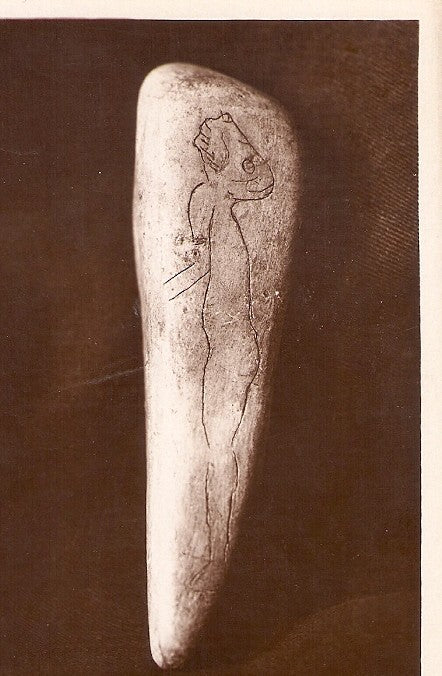 Postal 036185 : Les Eyzies - Musee Prehistorique. Momme masque grave sur calcaire - La Madeleina