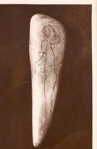 Postal 036185 : Les Eyzies - Musee Prehistorique. Momme masque grave sur calcaire - La Madeleina
